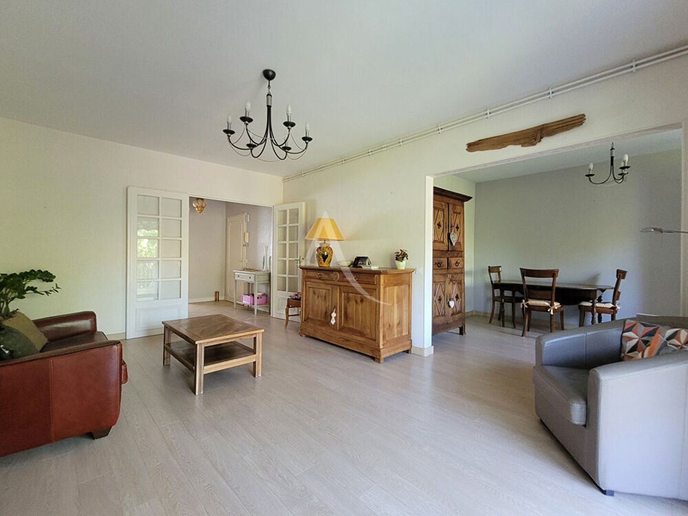 Vente Appartement LA ROCHELLE - Quartier La Genette | Appartement T4 avec balcon, ascenseur, stationnement et grenier La rochelle