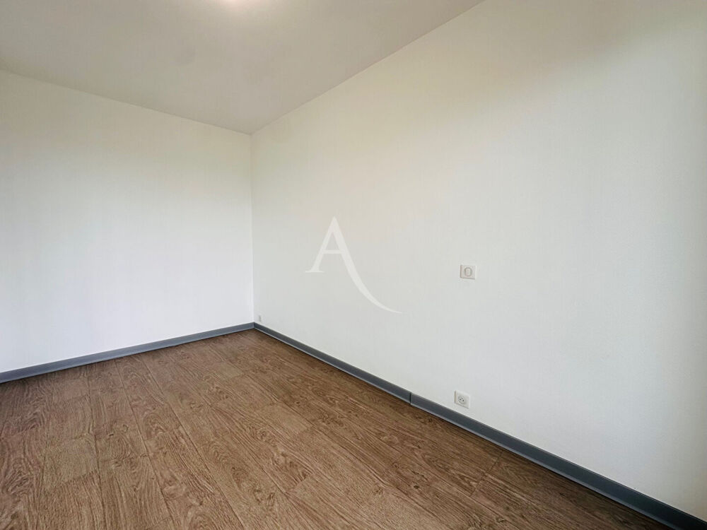 Appartement Blois 1 pièce(s) 37.81 m².