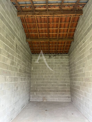  Parking / Garage  louer 1 pice 19 m
