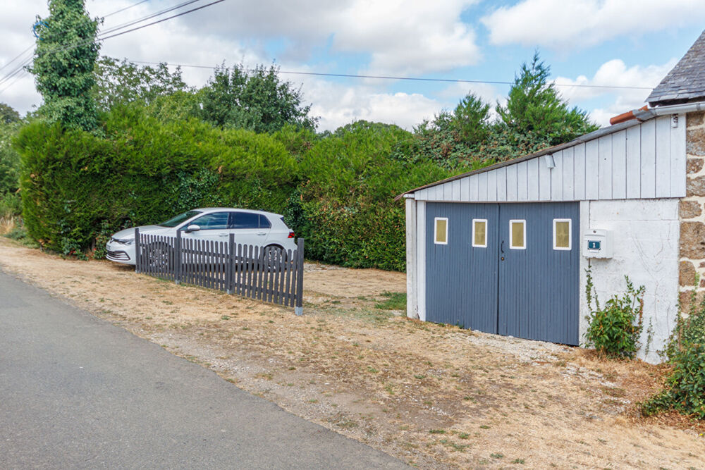 Vente Maison Mayenne : charmante maison mitoyenne de campagne de 2/3 chambres, jardin clos, garage Lassay les chateaux