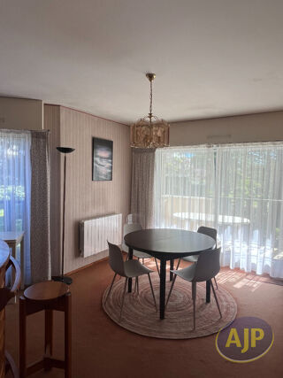  Appartement à louer 3 pièces 44 m²