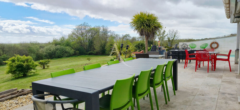 � vendre  Maison Mortagne-sur-Gironde (17120)