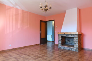  Appartement à louer 4 pièces 75 m²