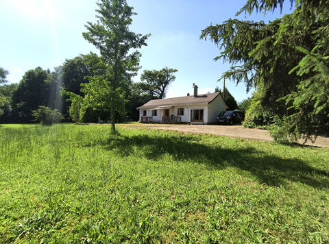   HAUTE-VIENNE - Charmant bungalow rénové offrant une vue imprenable sur le château et doté de 4 600 m² de jardins privésMaison  3 Maison - 3 pièce(s) - 84 m²