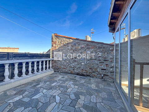   Maison de village avec terrasse, situe en hyper centre de THUIR Maison - 3 pice(s) - 92 m