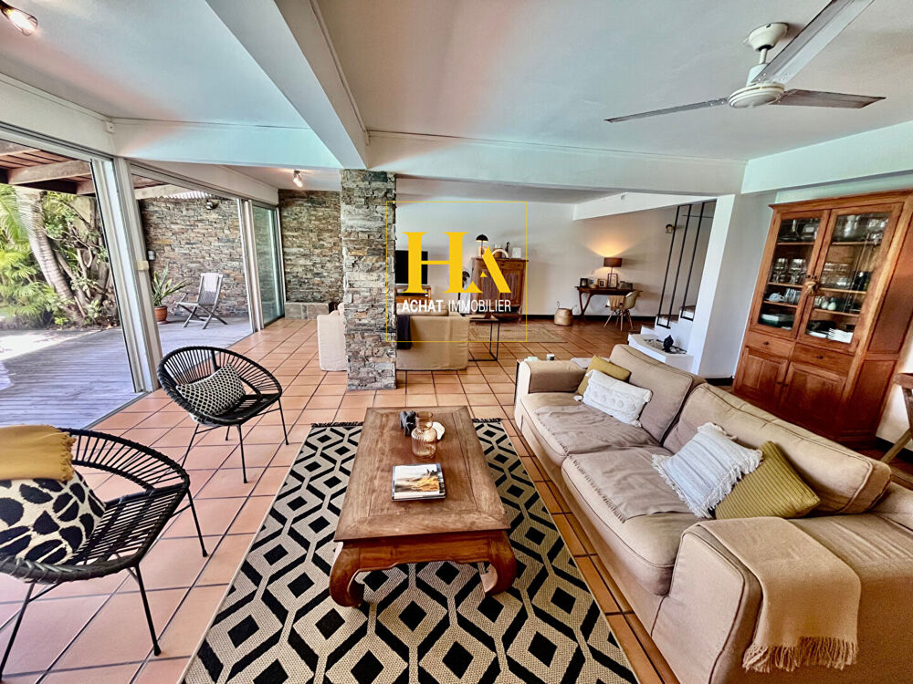 � vendre  Maison Saint-Pierre (97410)