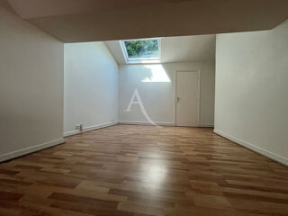  Appartement à louer 4 pièces 73 m²