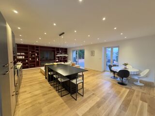  Appartement  vendre 5 pices 180 m