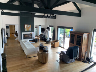  Maison � vendre 10 pi�ces 220 m�