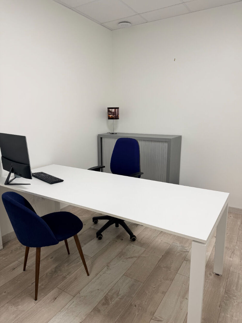   Bureaux à louer de 7,50 m² en centre-ville de Chalon-sur-Saône Chalon sur saone