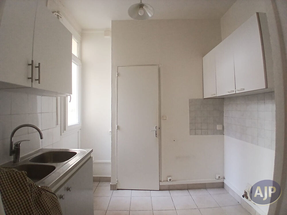 Vente Appartement Mairie de Levallois - Studio rez-de-chaussée Levallois perret