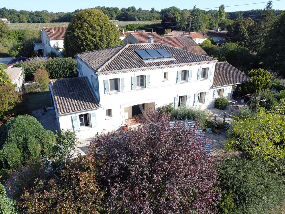 Vente Maison Maison Fleac Sur Seugne 12 pièce(s) 253 m2 Fleac sur seugne