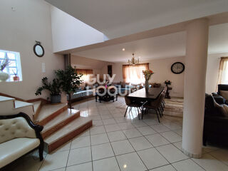  Maison � vendre 7 pi�ces 221 m�