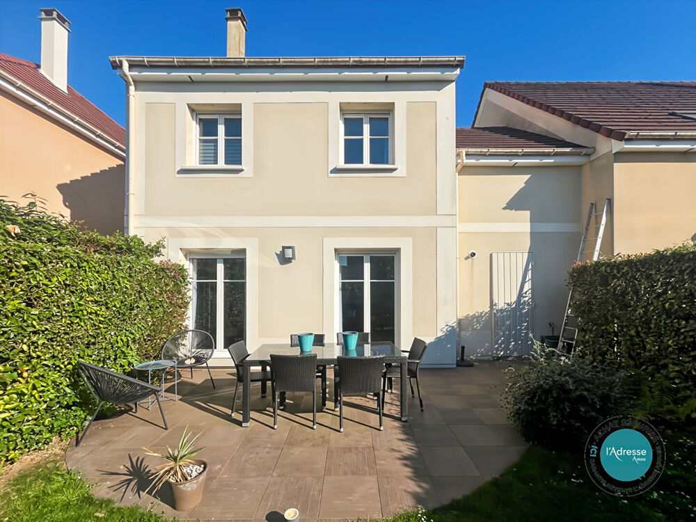 Maison 5 pièces 118 m² · à Lisses · 118 m² · 370 000 €
