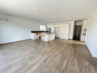  Maison à louer 4 pièces 87 m²
