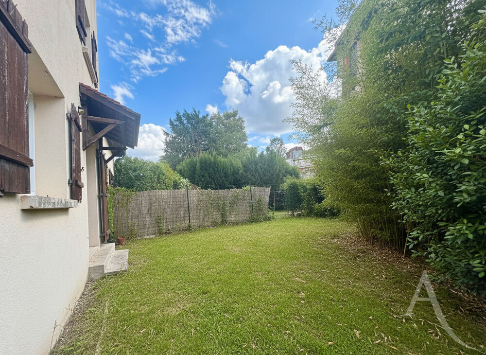 Vente Appartement Appartement Viroflay 3 pièces en duplex 60m² utile avec  jardin et grenier Viroflay