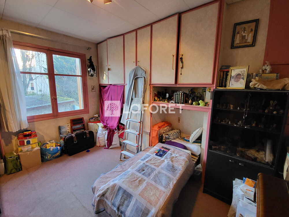 Vente Maison Maison Rueil Malmaison 8 pièce(s) 143m2 Rueil malmaison