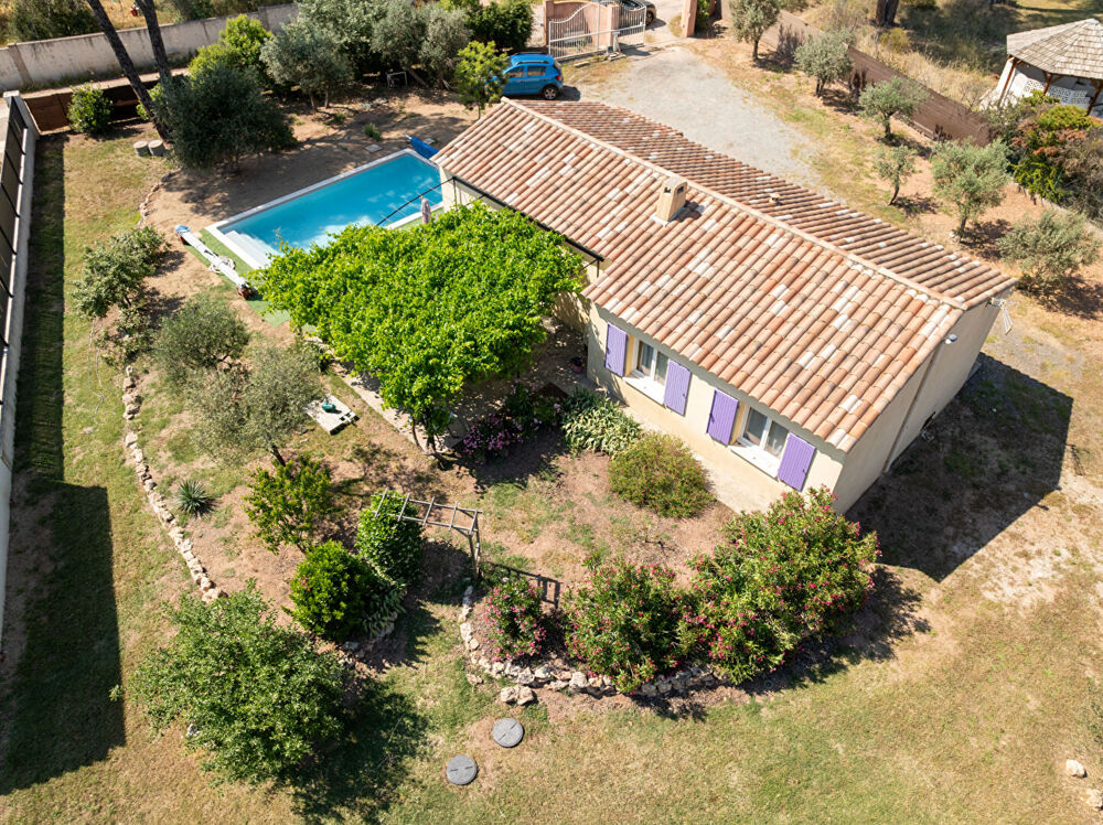 A VENDRE EN EXCLUSIVITE ! À VIDAUBAN Maison de plain-pied 4 pièces 88 m2 avec piscine sur un terrain de 1 455 m2