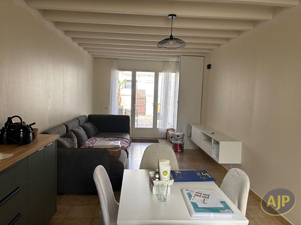 Location Maison MAISON MITOYENNE LIBOURNE AVEC UNE GRANDE COURS Libourne
