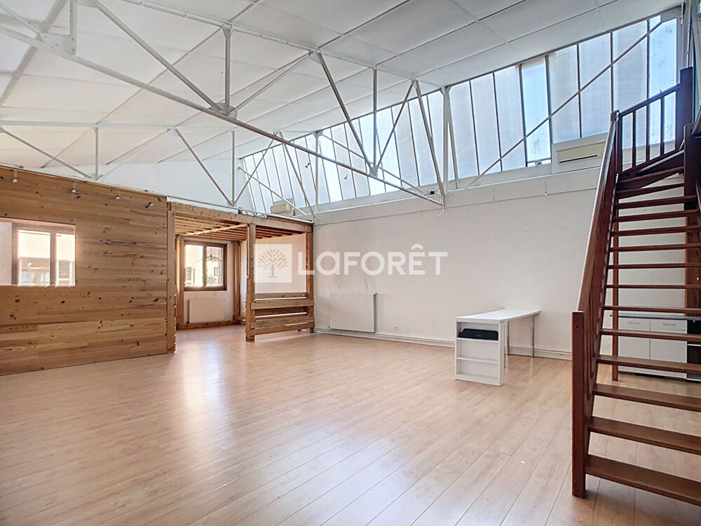 Appartement 3 pièces 124 m² · à Villefranche sur Saone · 124 m² · 232 000 €