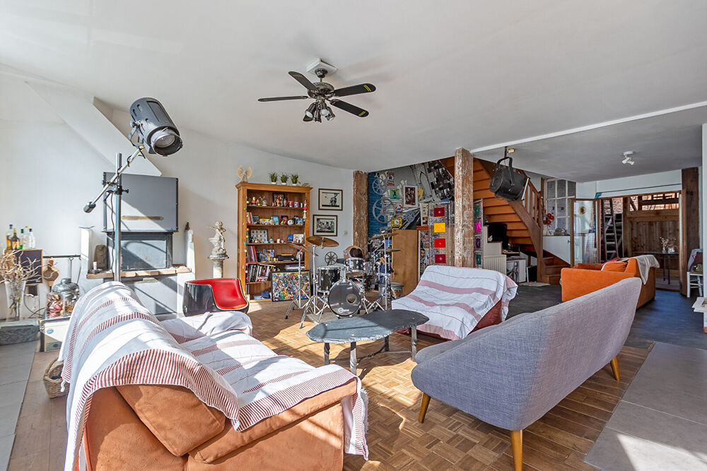 Maison 7 pièces 216 m² · à Wattrelos · 216 m² · 349 800 €