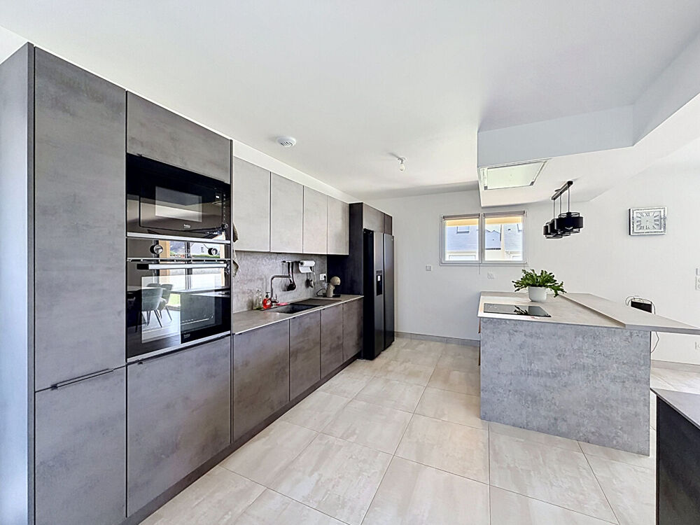 Maison Escoville 4 pièce(s) 118 m2
