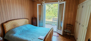  Maison  vendre 8 pices 220 m