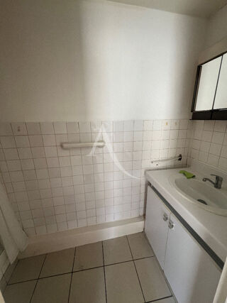  Appartement à louer 2 pièces 40 m²