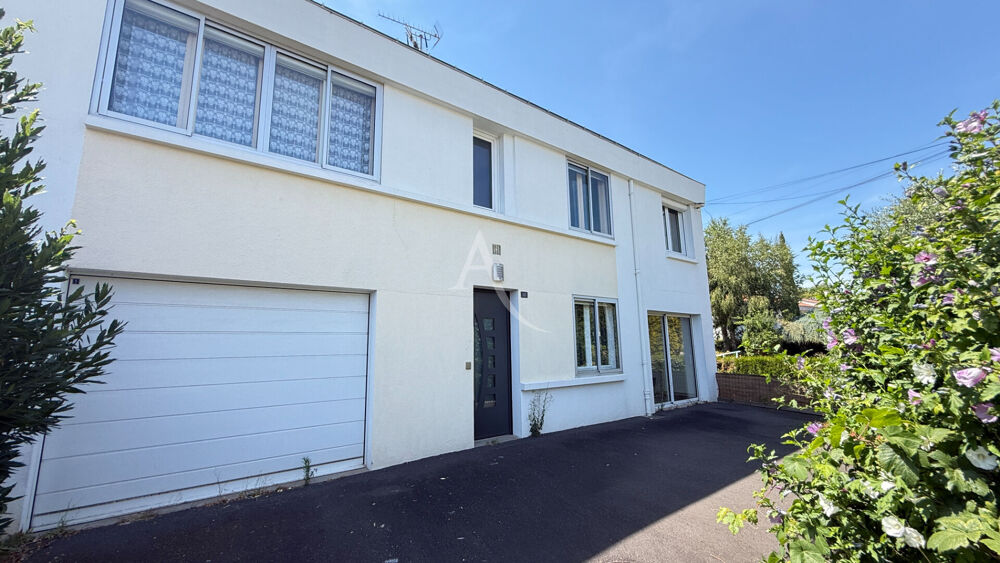 Maison 9 pièces 170 m² · à La Roche sur Yon · 170 m² · 254 500 €