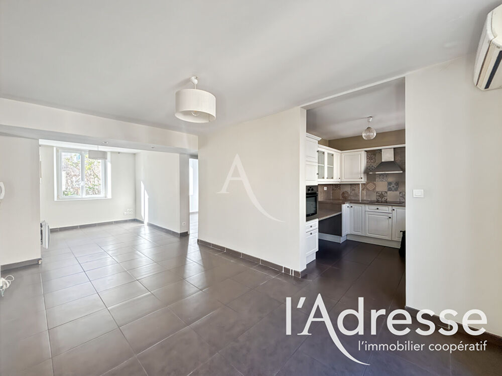 Location Appartement Appartement Aubagne - 2 pièces - 49m2 Aubagne