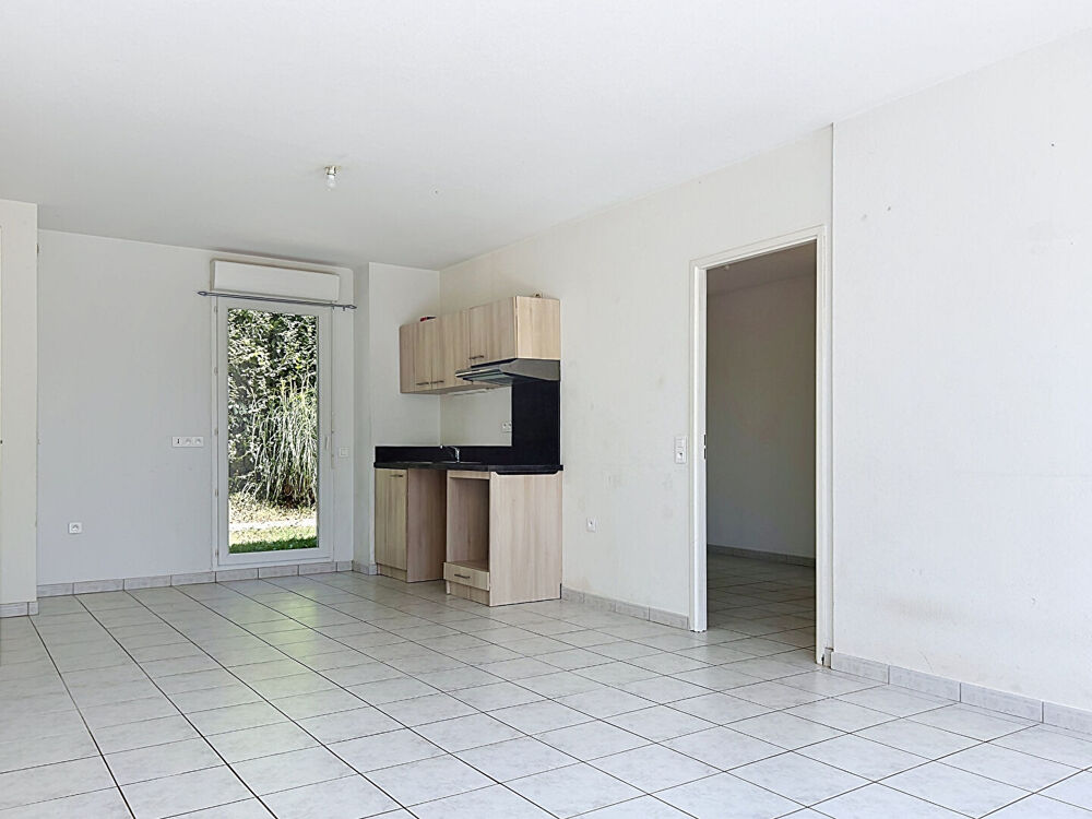 Appartement 3 pièces lumineux en rez-de-jardin à Pleyben - Rare sur le marché !