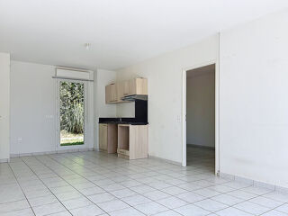Vente Appartement Appartement 3 pièces lumineux en rez-de-jardin à Pleyben - Rare sur le marché ! Pleyben
