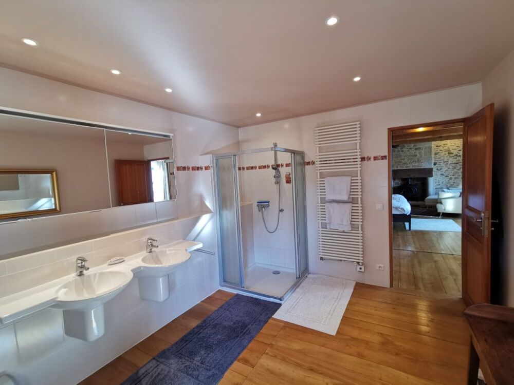 à vendre  Maison Figeac (46100)