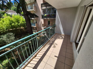  Appartement à louer 3 pièces 61 m²