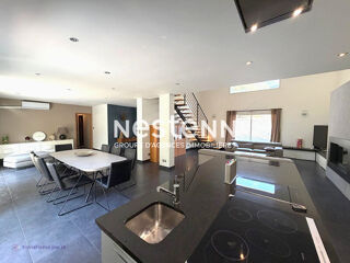  Maison à vendre 6 pièces 201 m²