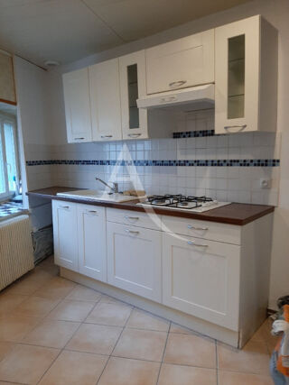  Appartement à louer 3 pièces 62 m²