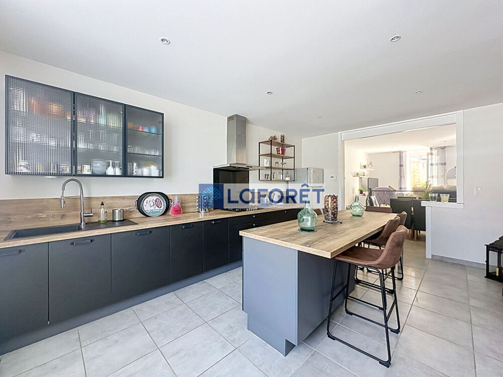 Maison Foucheres Aux Bois 6 pièce(s) 188.38 m2