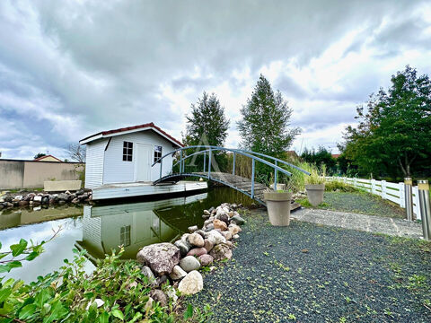   MARAINVILLER : charmante maison d'environ 172 m� avec piscine Maison - 5 pi�ce(s) - 172 m�