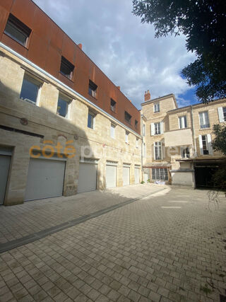  Parking / Garage � vendre 