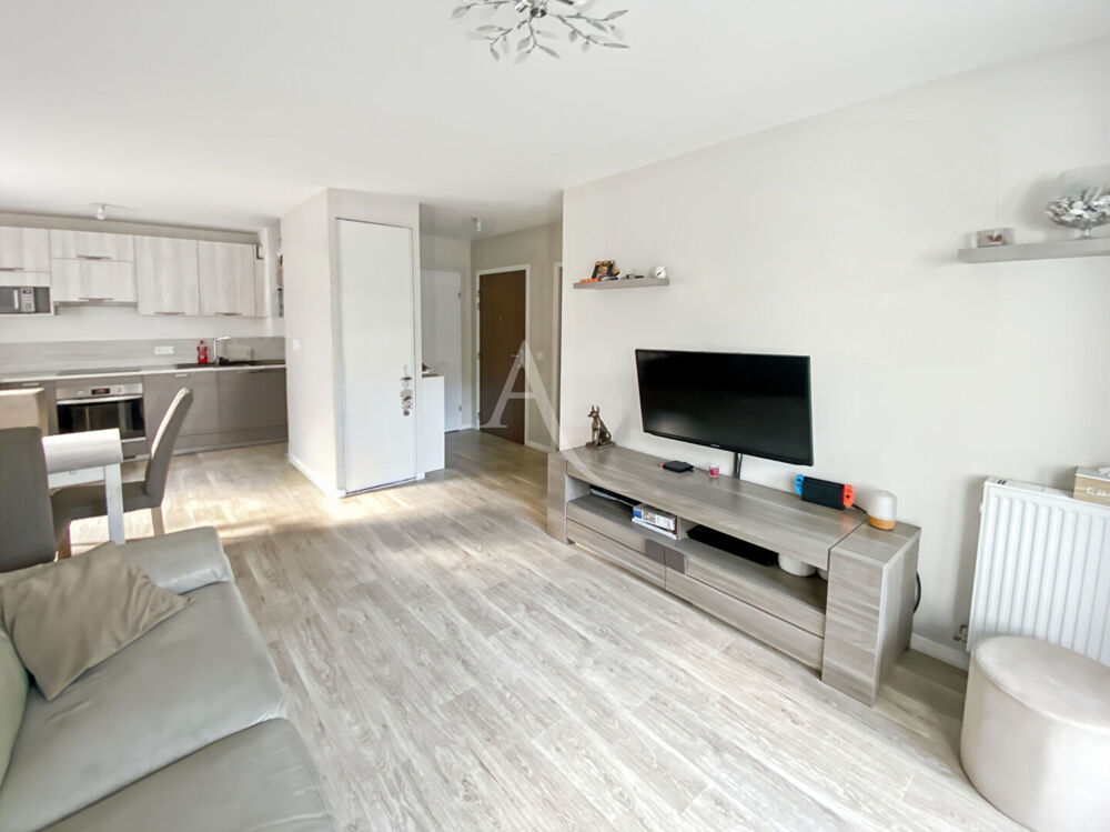 Appartement Jouy Le Moutier 3 pièce(s)
