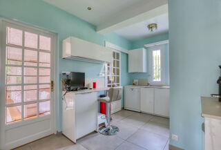  Maison � vendre 10 pi�ces 300 m�