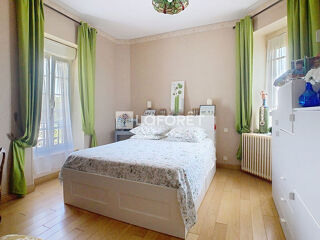  Maison à vendre 10 pièces 260 m²