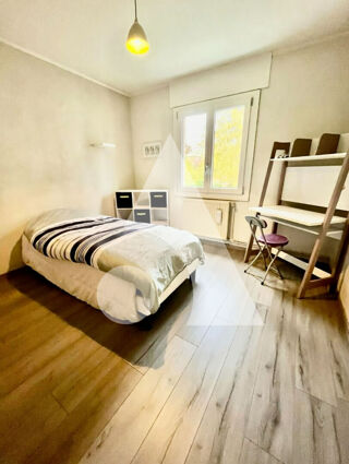  Appartement � louer 4 pi�ces 85 m�