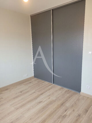  Appartement à louer 2 pièces 37 m²