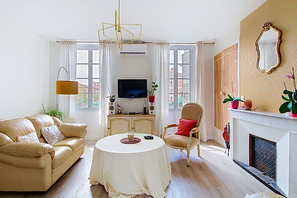 Vente Appartement A VENDRE EN EXCLUSIVITÉ DRAGUIGNAN SUPERBE APPARTEMENT T3 SPACIEUX de 100 m² en centre ville Draguignan