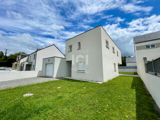  Maison à louer 8 pièces 141 m²