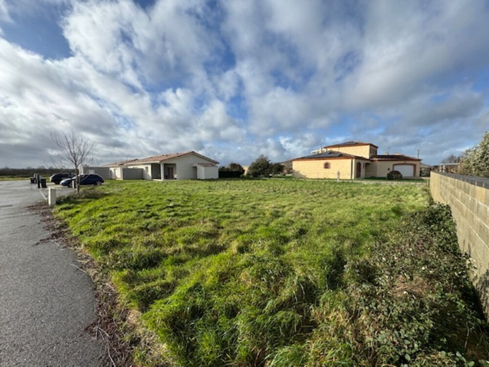 Vente Terrain Terrain  viabilisé 673 m²  Cornebarrieu Cornebarrieu