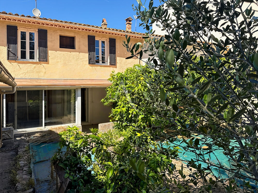 Maison de ville Le Pradet avec jardin et garage !