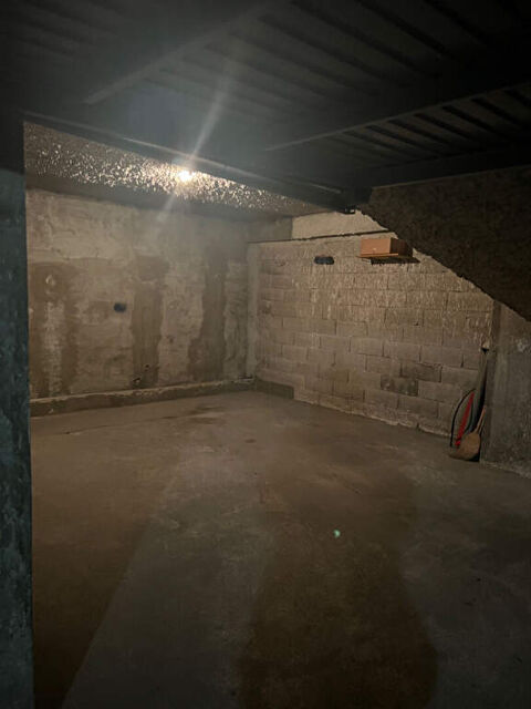  Parking / Garage � louer 