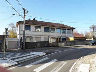  Immeuble  vendre 15 + pices 426 m